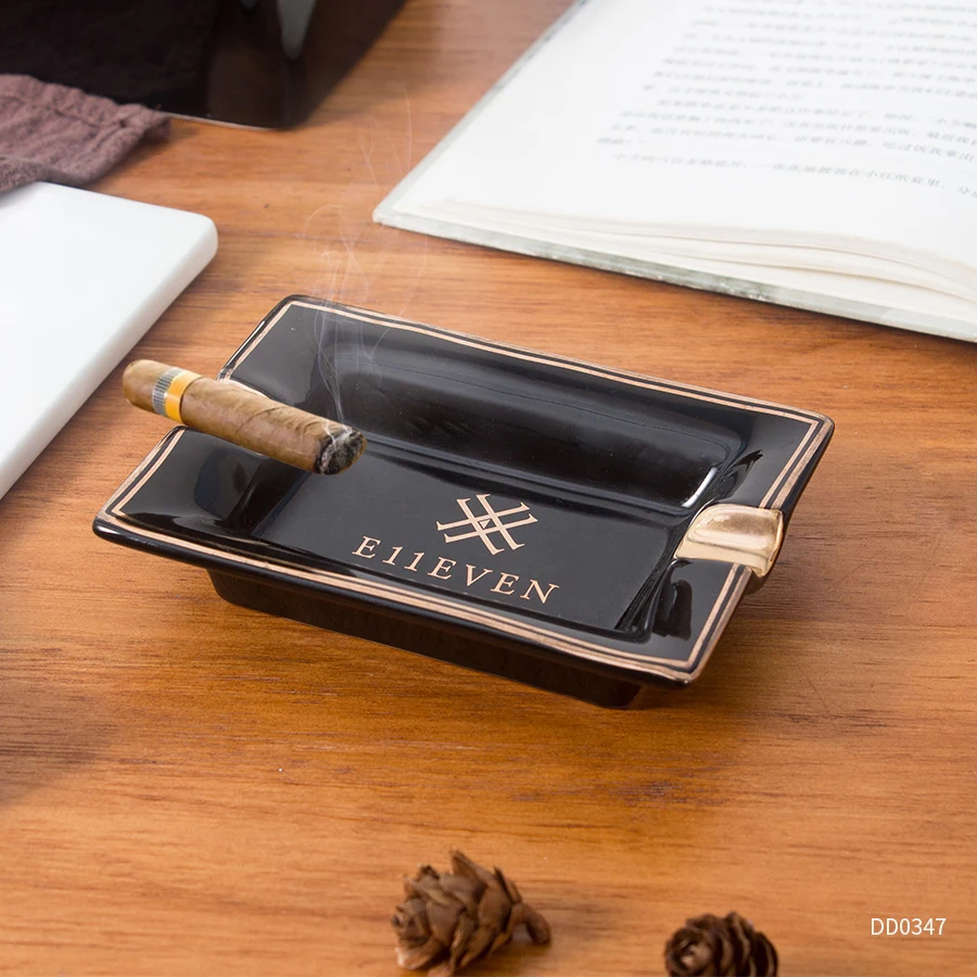 Wholesale handmade customized luxury porcelain ashtrays personalized black ceramic cigar ashtray with custom logo