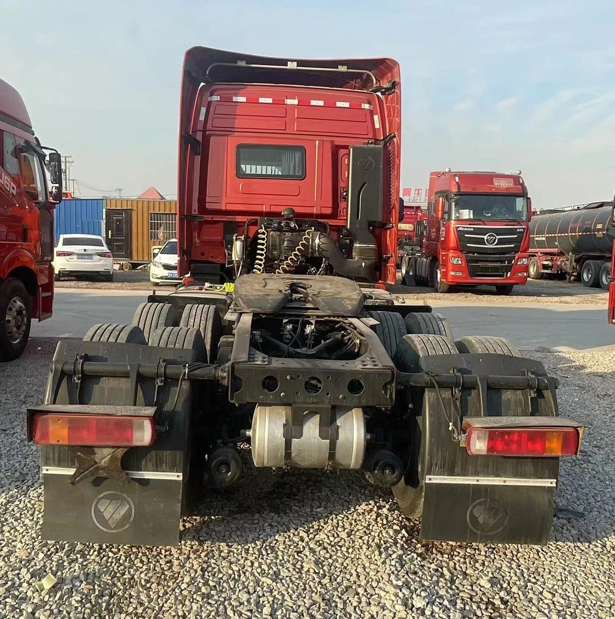 Good Price Hot Sale Foton Auman Trailer Head 6x4 510hp euro6 GTL Foton Tractor Trucks semi trailer port tractor trucks For Sale