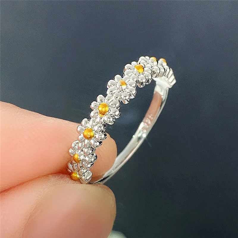High quality Little Daisy flowers Copper plating Ms ring Sweet Double color flower ring for women
