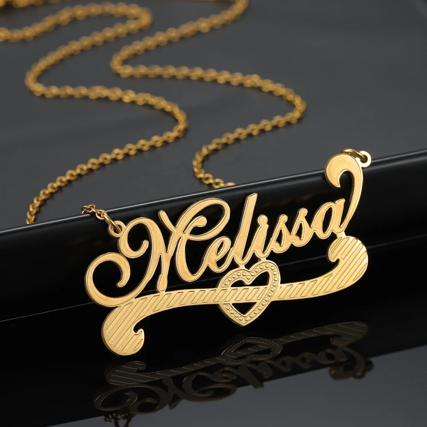 Wholesale Hot Custom Heart Name Necklace Personalized Nameplate Name Jewelry For Women
