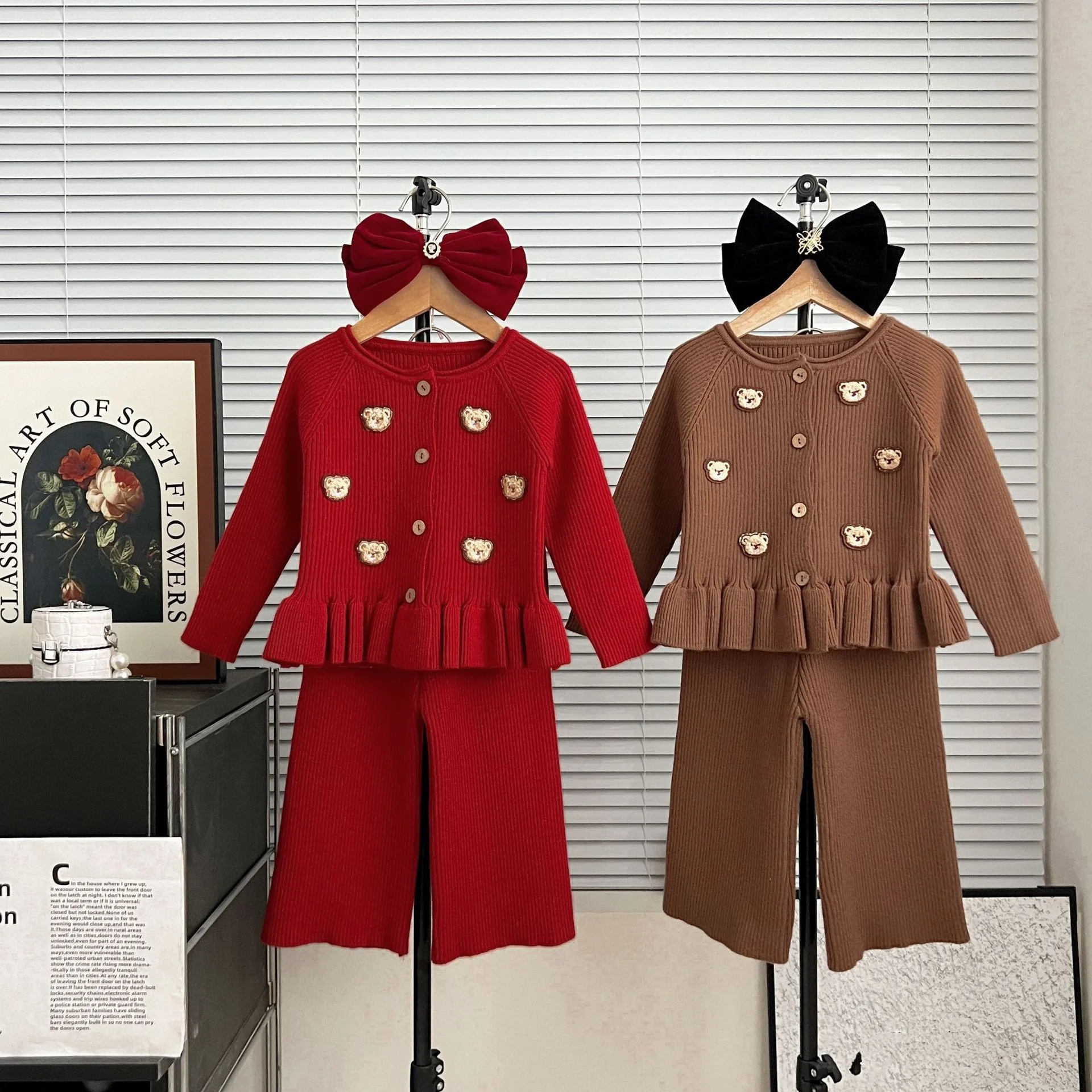 Girls sweater sweater pants suit clothes fall winter 2023 baby bear top pants knitted two-piece set