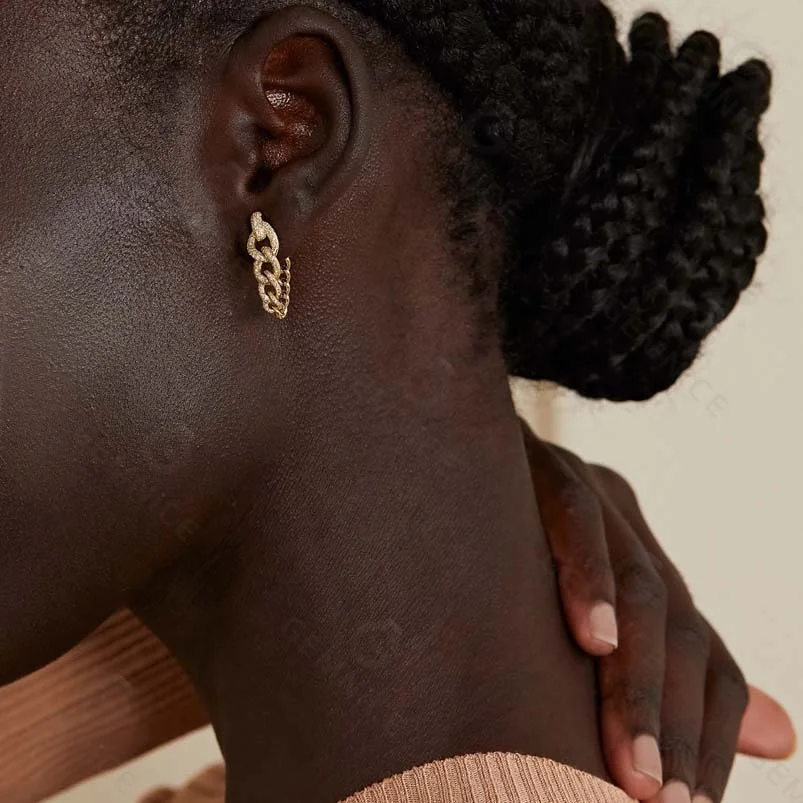 Gemnel hand-craft 18K gold  convertible left undone to hang freely with shimmering diamonds heavy curb link chain earring