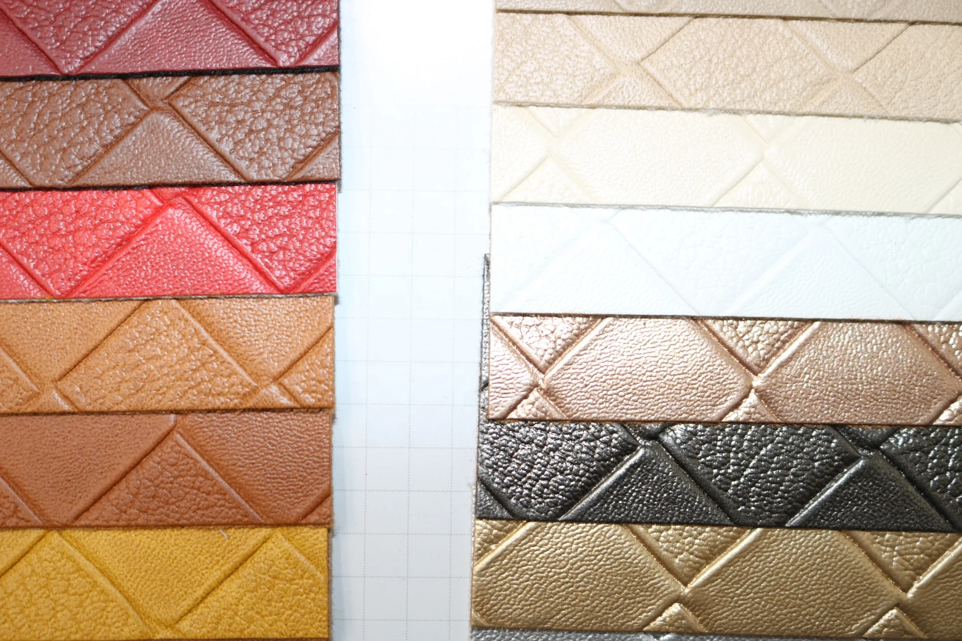 Free Sample Luxury Designer Faux Leather Sheets Woven Pattern Pu Synthetic Leather For Handbags