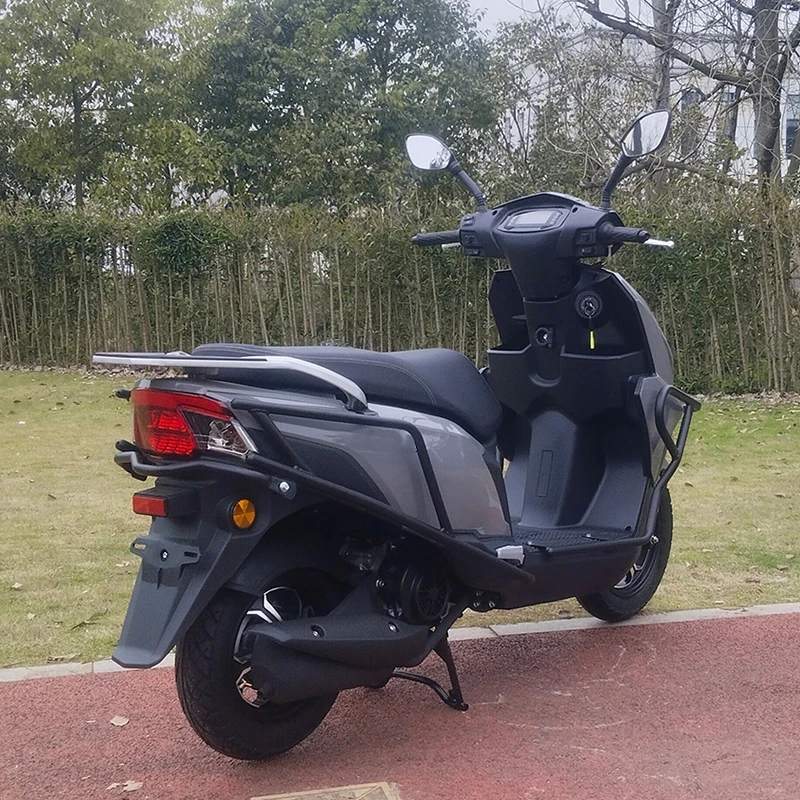 UY 125cc New Model Stroke Scooter Powered Gasoline Moped Gas Mini Motorcycles