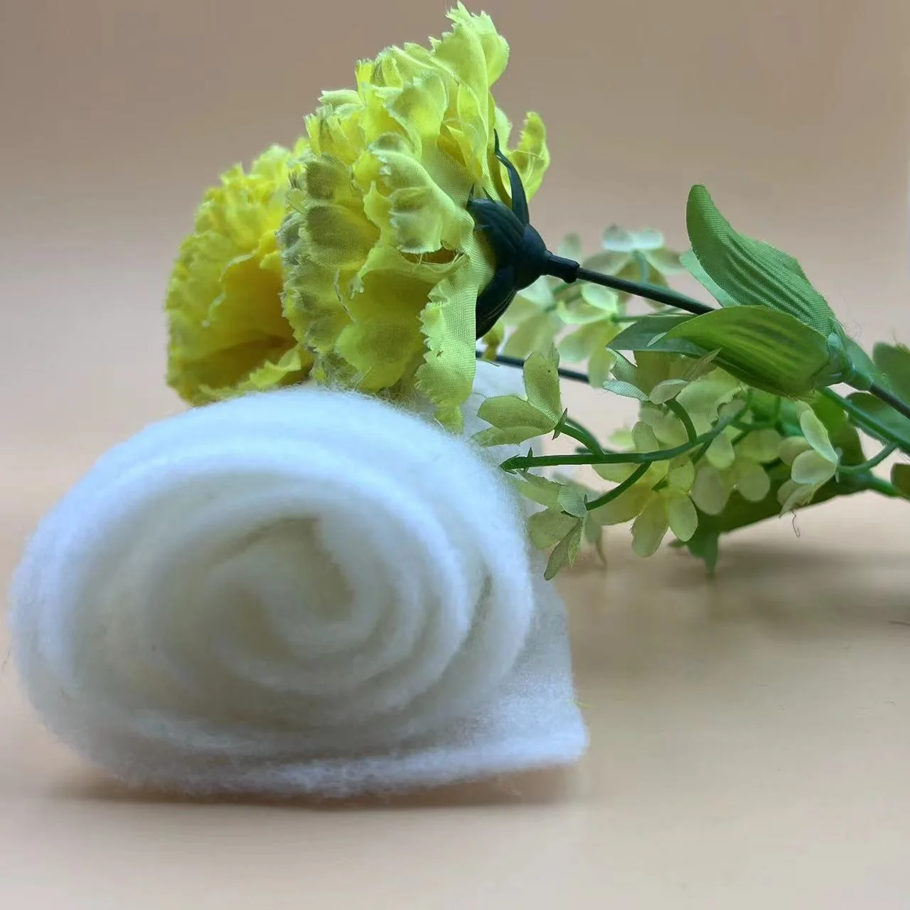 nonwoven felt fabric from china Wool flocculents for cold and warm clothing filling products felt fabric rolls for sale