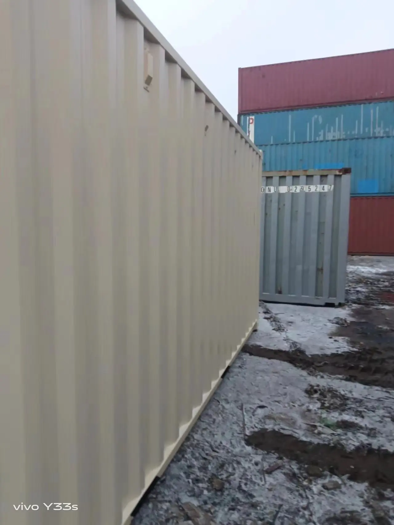 SALT LAKE CITY sells 20GP used and new containers in the United States