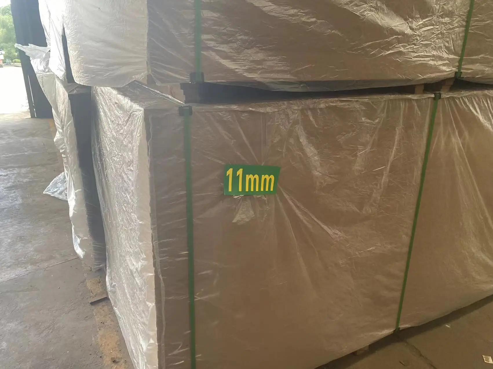 2-25mm Mdf bois at wholesale best prices for mdf wall clock and black mdf board