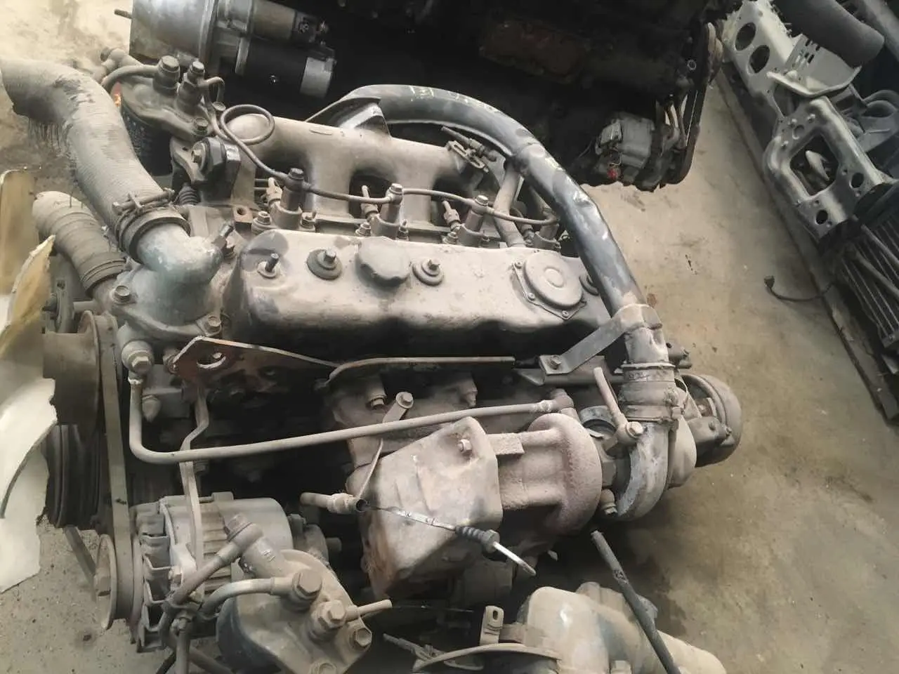 Used Japanese Car Engines Complete Engine 4BD1T  For Isuzu Excavator