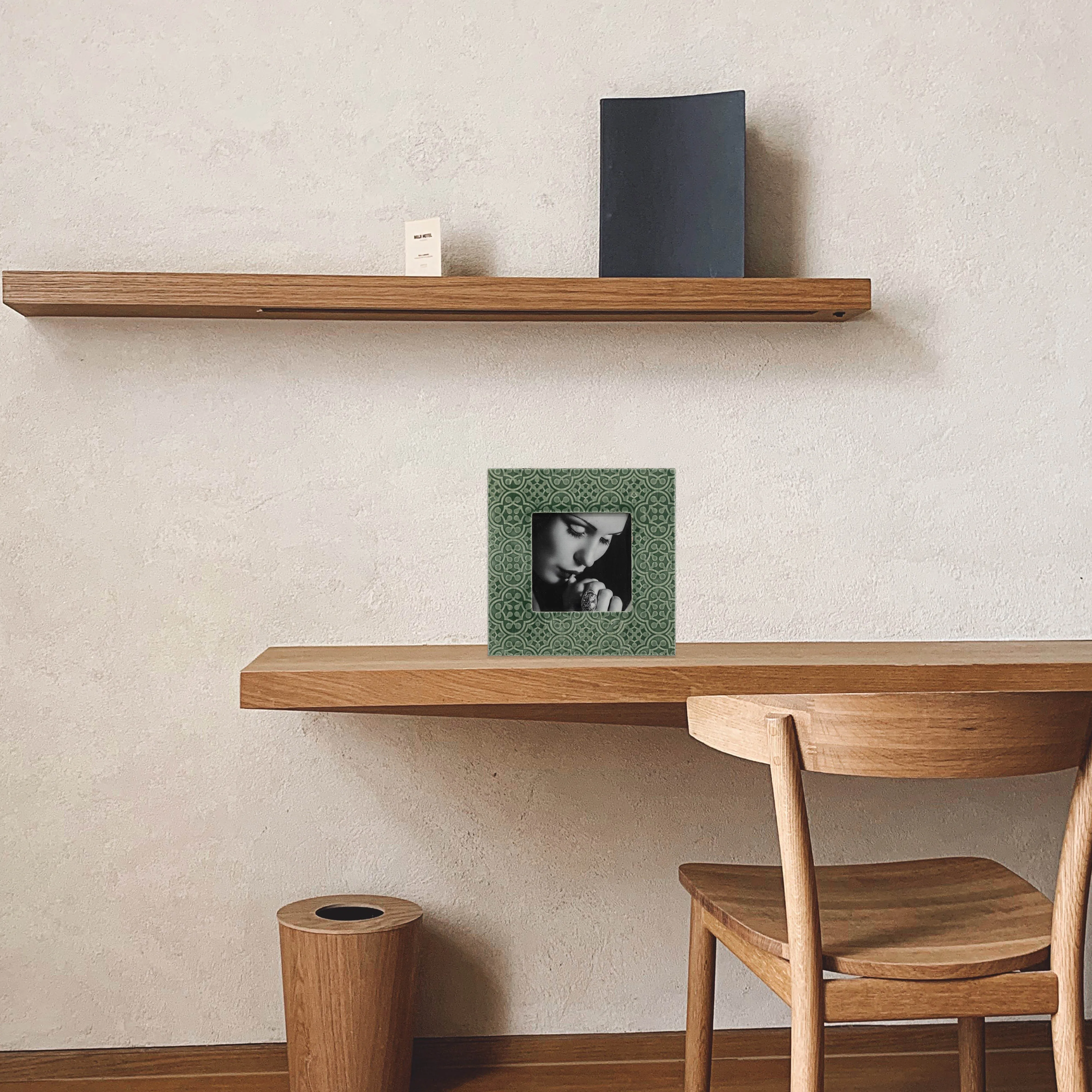 4x4 Mini Photo Wood Frames European Fine Art Photo Picture Frame Wall Art