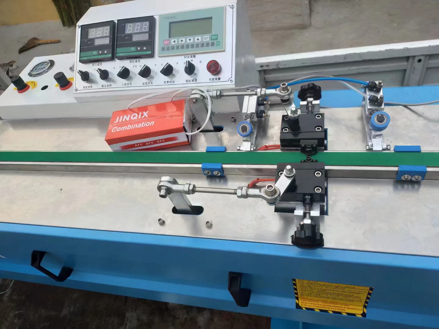 Insulating Glass Sealant Coating Equipment/Aluminium spacer bar Sealing Machine for insulating glass production line