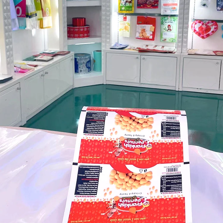 Food Safety Plastic Snack Packaging Film Roll for Cookie Food Packaging Film For Candy Laminating Film Roll