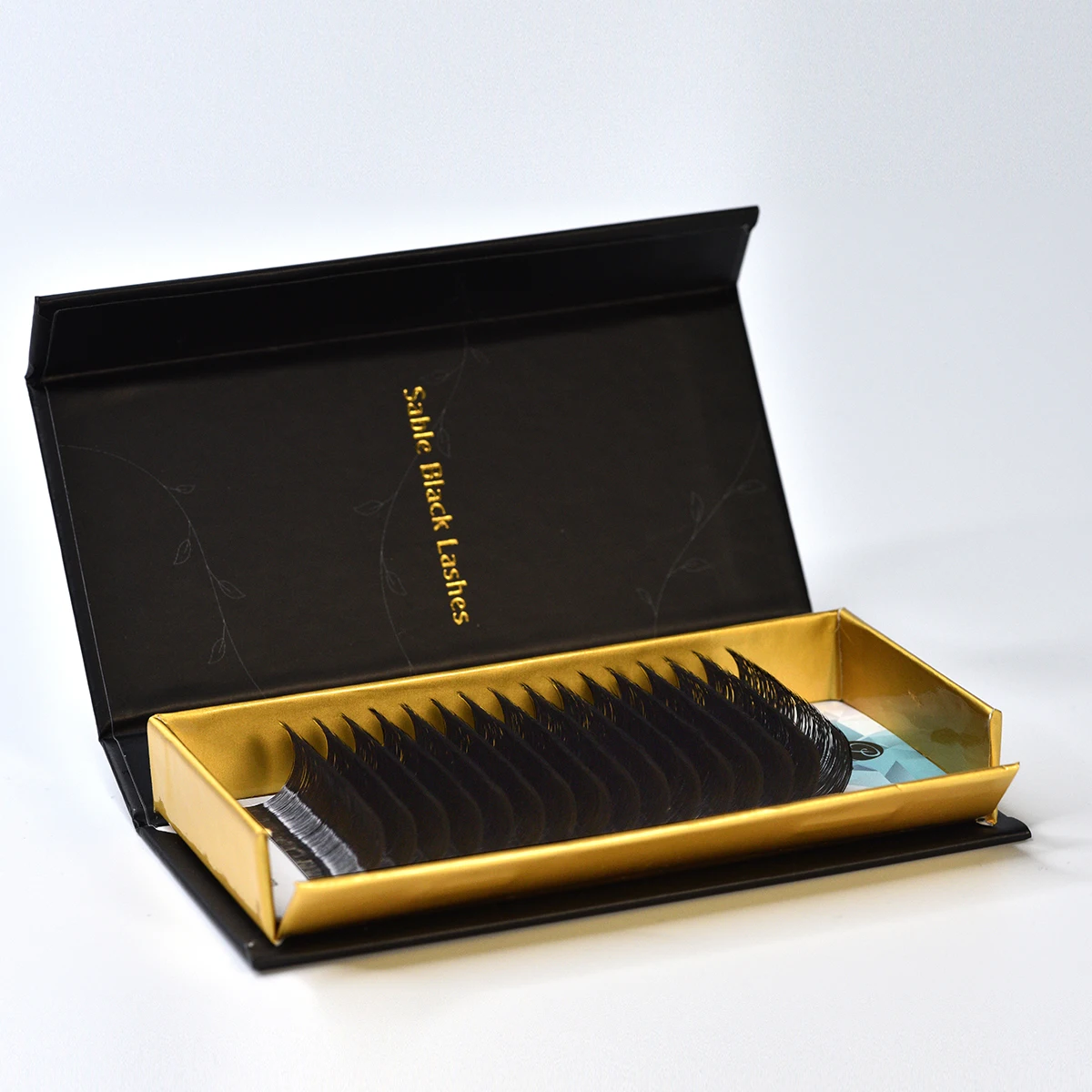 LashPlus Wholesale high quality silk matte eyelashes Korea PBT Slim extended false eyelashes CC DD curl