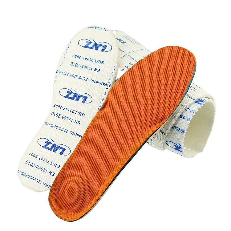 Soft and comfortable puncture proof insoles for safety shoes