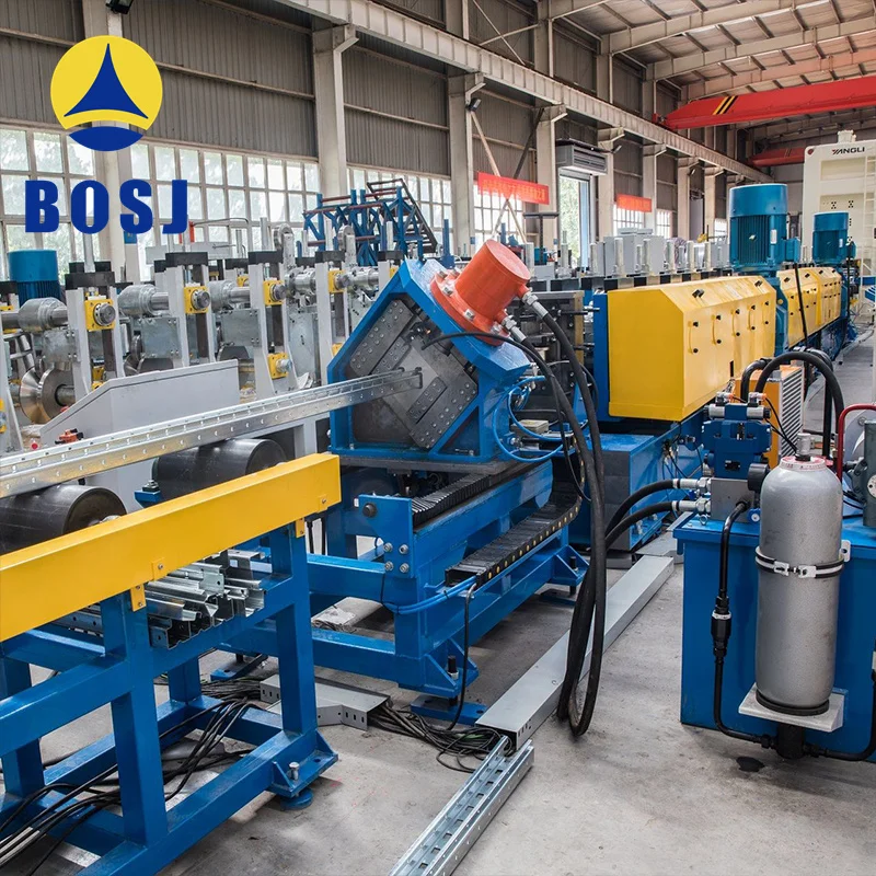 Металлические стеллажи для складских стеллажей