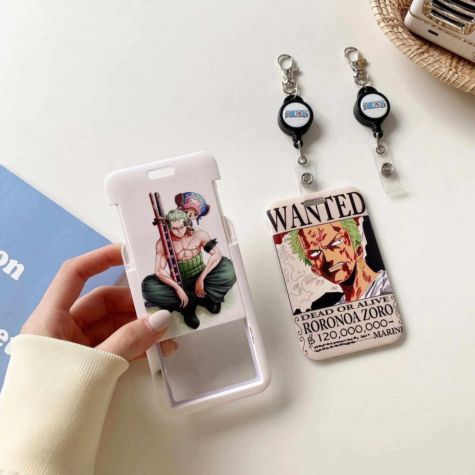 65 Mixed Luffy Anime Girls Designer Card Holder Student ID card holder luxury Cartoon Lilo Boojiboo ABS Meal Case keychain