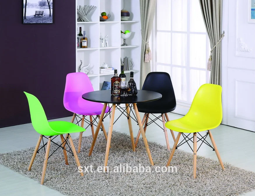 Hot sale wholesale PP plastic modern solid wooden fabric dining room chair design