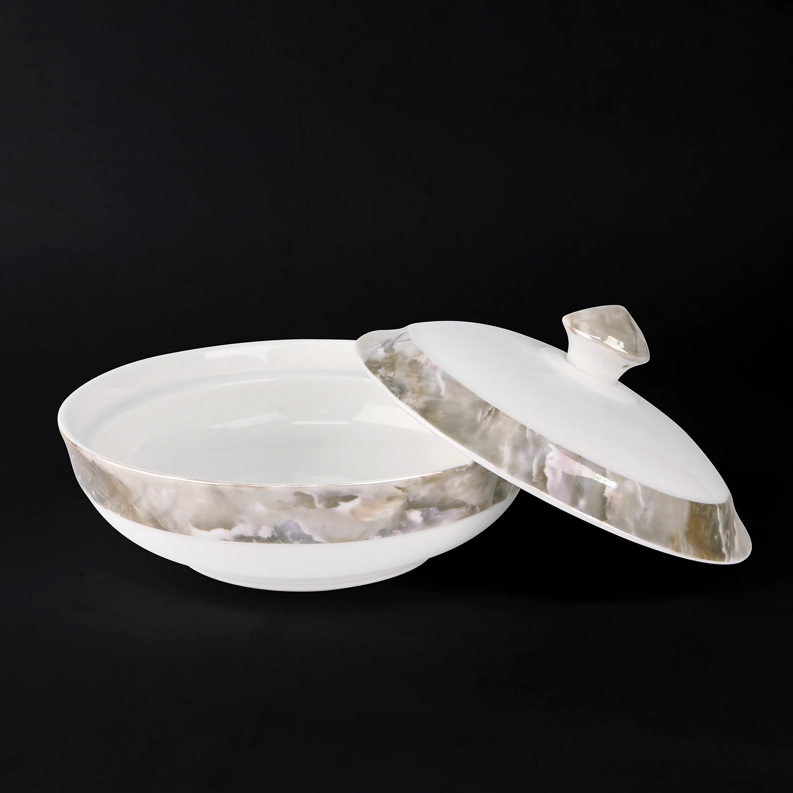 2021 New Arrival Customized Tableware Shiny Glaze Decal New Bone China Ceramic Rice Bowls with lid