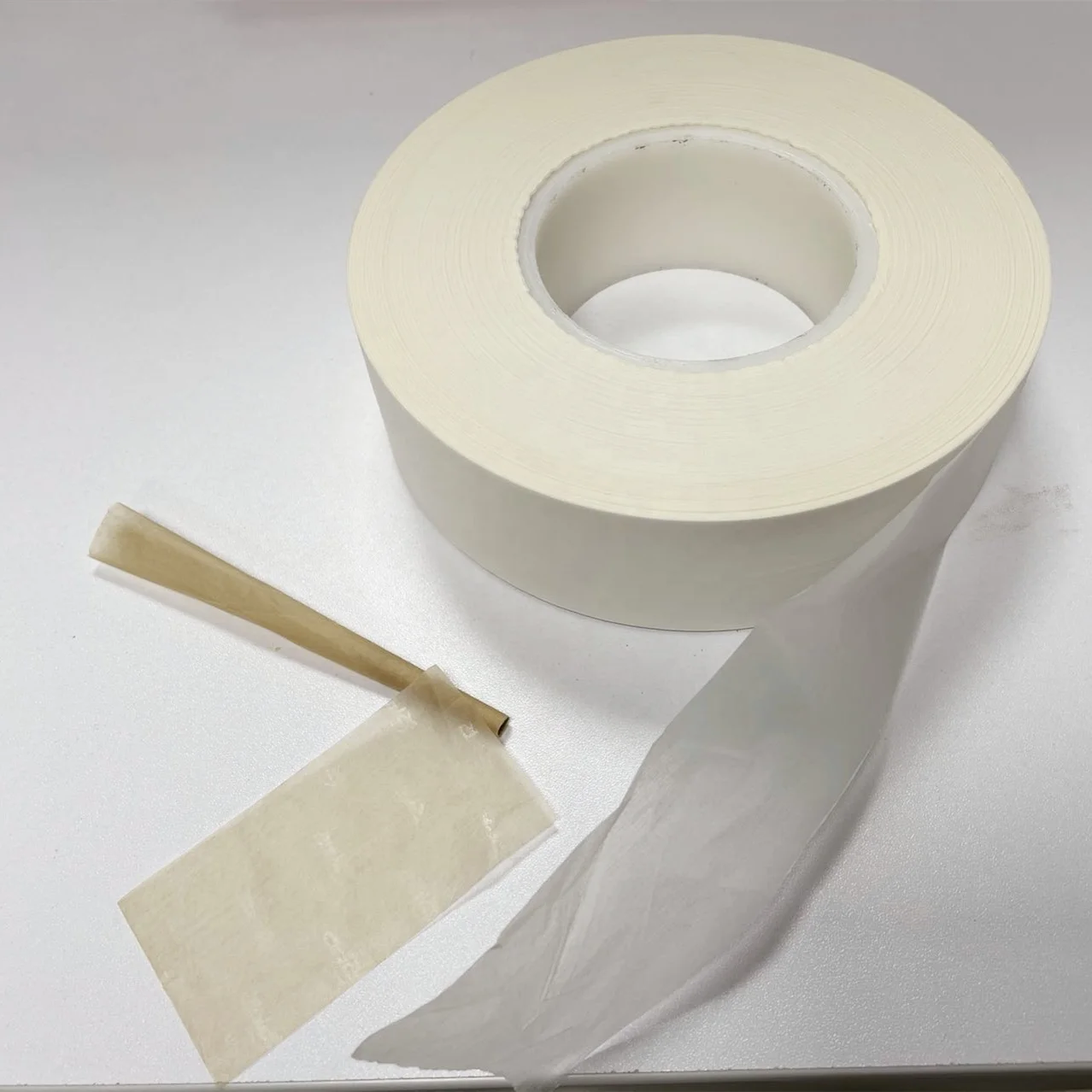 Factory Manufacture Jumbo Roll Smoking Paper King Size Material Paper Custom Rolling Paper Bobbin For Smoking