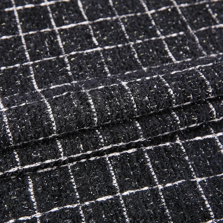 good quality polyester gingham yarn dyed plaid jacquard knitted women winter coats fabric with silver lurex