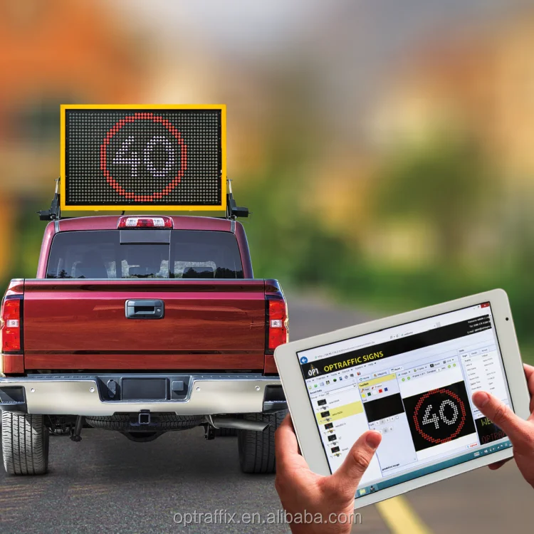 P1103 USA Quality Truck Message Board NTCIP Traffic LED Display ITS Yellow Color Pick-Up Truck Changeable Message Sign