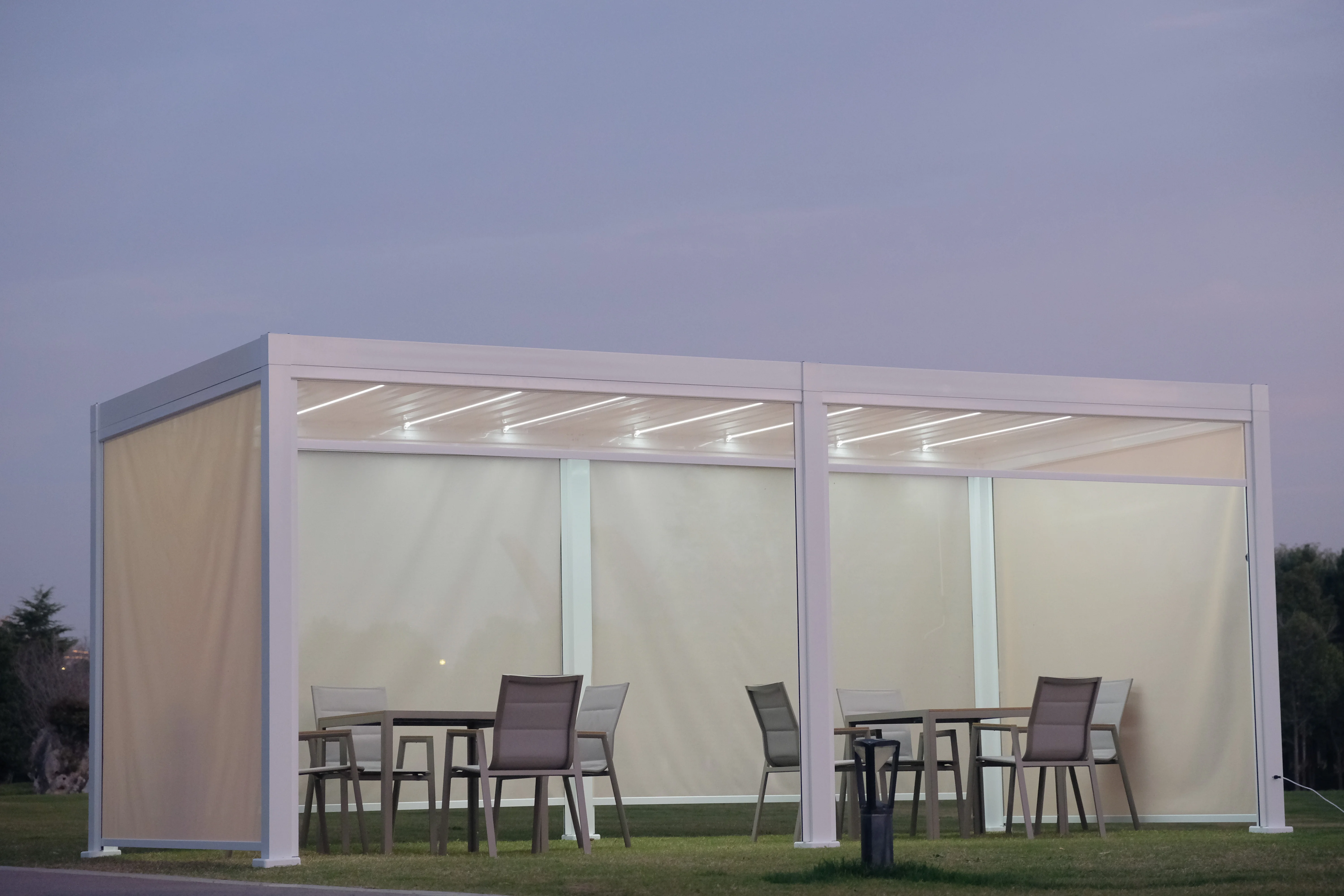 2024 Hot Sale Garden Gazebo Pavilion Manual Opening Waterproof Pergola Aluminium Outdoor Pergola With Handle Crank