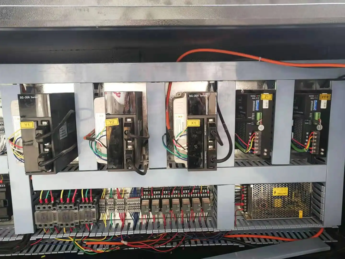 LD-3316 ATC CNC Machining Center for Granite Marble Carving Stone Countertop Grinding and Cutting