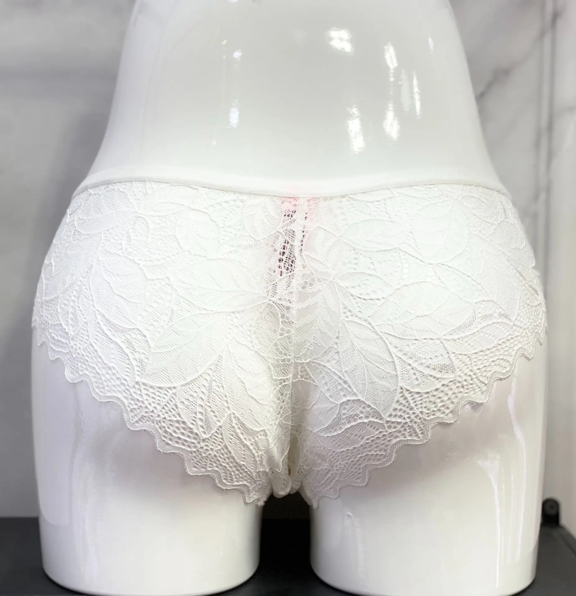 2023 Ladies Cotton Sheer Wavy Trim Lace-Trimmed Secret Panties Monogrammed Spaghetti Strap Cut-Out Underwear in Bulk