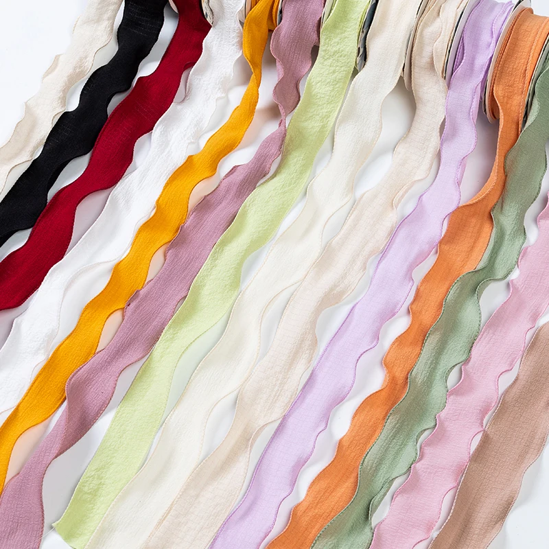 Hot Sale Flowers Wrapping Material Bouquet Cake Decoration Ruffles Ribbon With Wavy Edge