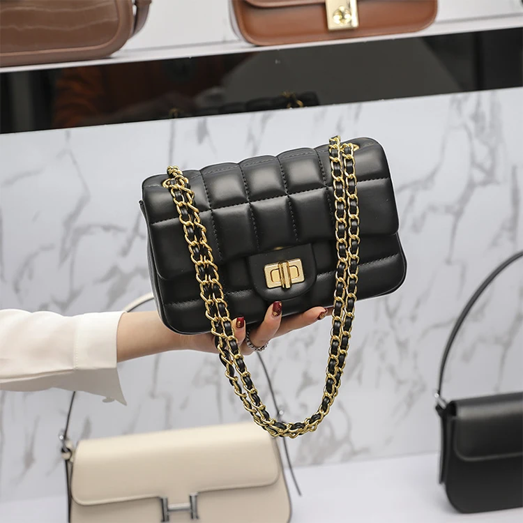 Summer Hot Sell New Style Luxury Fashion Weave Gold Chain Plaid Shoulder Crossbody Handbag 2021 Quality Cute Women Hand Bags