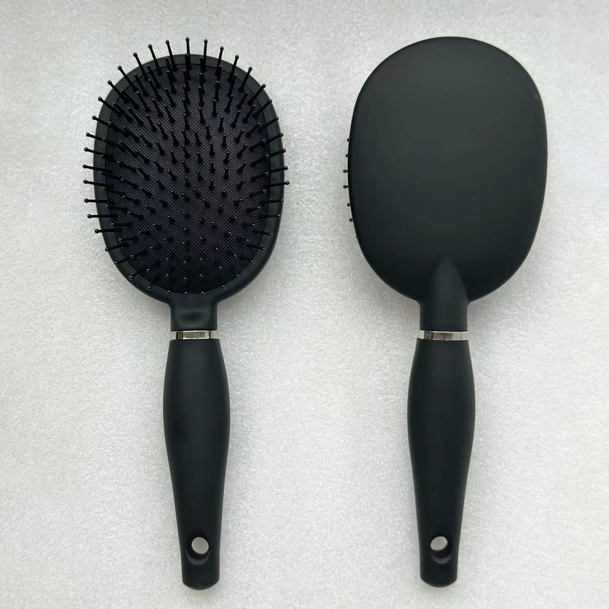 Custom Wig Brush with Logo Private Label Paddle Boar Bristle Hair Scalp Massager round Detangling Hair Brush