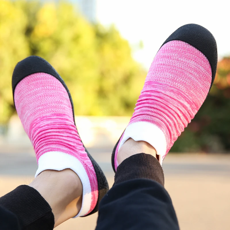 2021 New style soft sole breathable wholesale Outdoors Customized PU Mesh Red Casual Shoes Mens