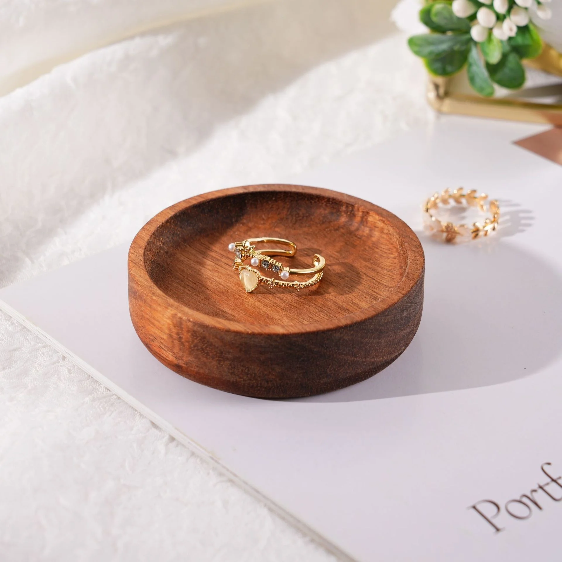 Round Oval Solid Wood Jewelry Ring Display Tray Necklace Tray