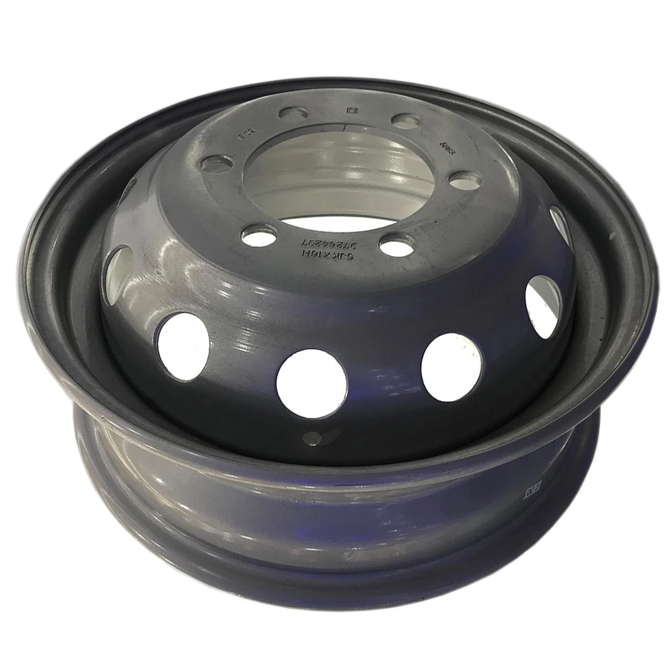 passenger car tubeless  steel wheel rim 67 years old factory 16*5  inch