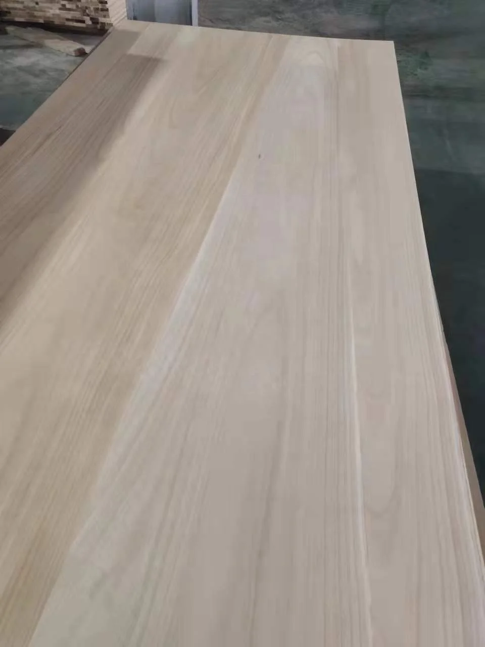 Unfinished Customized Solid Paulownia Wood Furniture Edge Glued Board