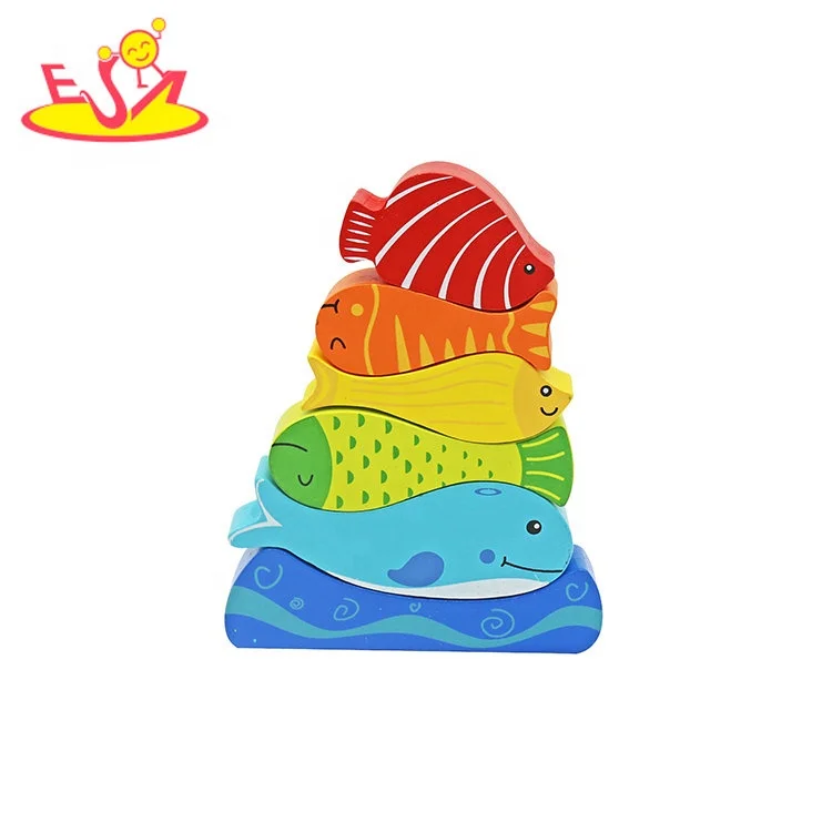 Hot Sale Early Educational Colorful Wooden Fish Stacking Tower Toy For Kids W13D410