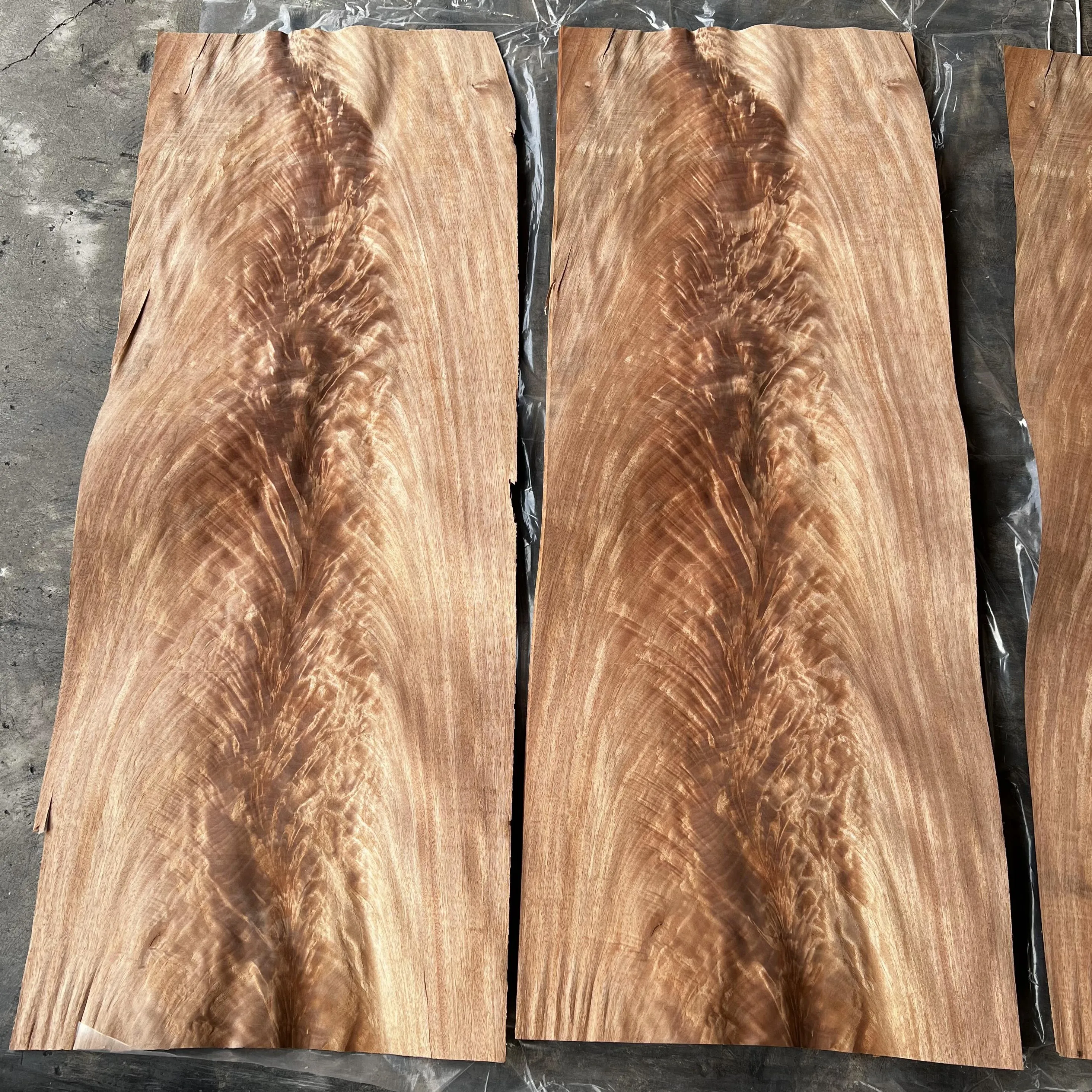 Wholesale AA Grade Natural Okoume Crotches Plywood Veneer Okoume Fork Veneers Okoume Crotches Wood Veneers for Furniture