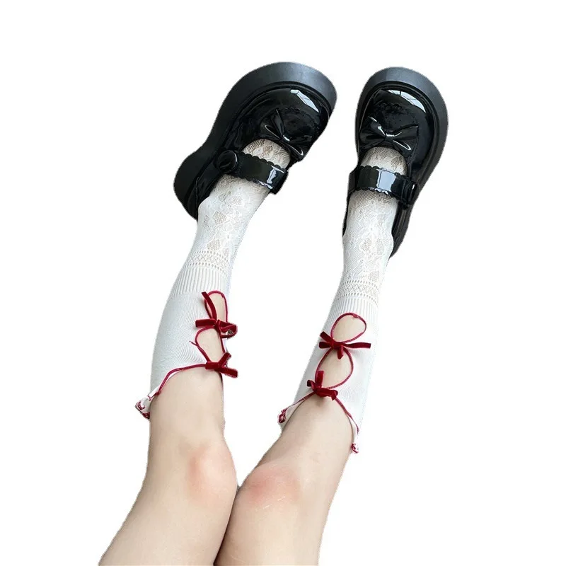 Japanese College Style Bow Knot Floral Pattern Medium Length Socks