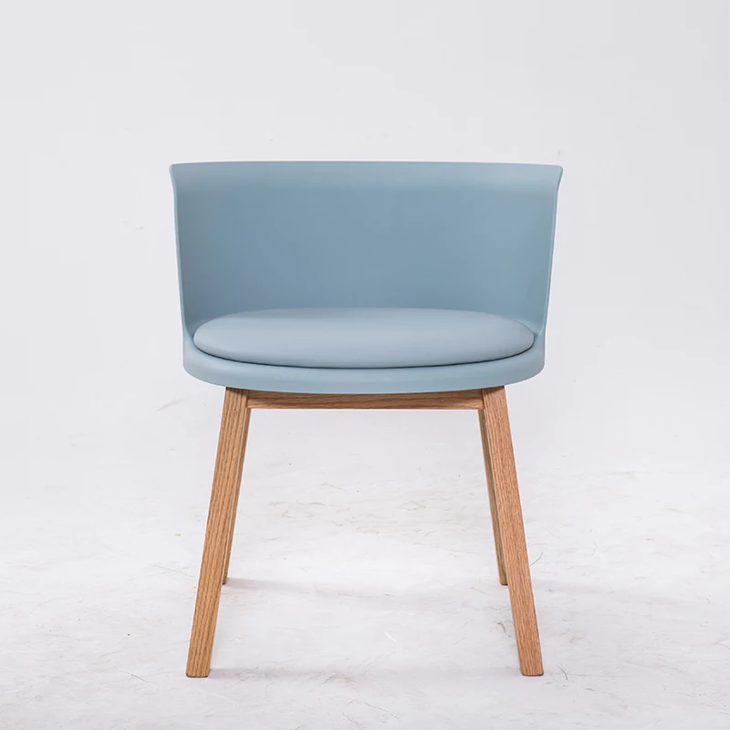 Modern high quality plastic children chair with solid wood legs