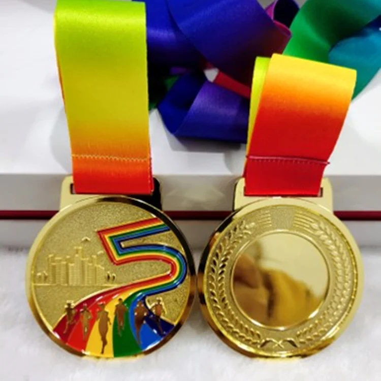 China Manufacturer 3D Design Your Own Zinc Alloy Gold Marathon Custom Metal Medal With Lanyard folk crafts