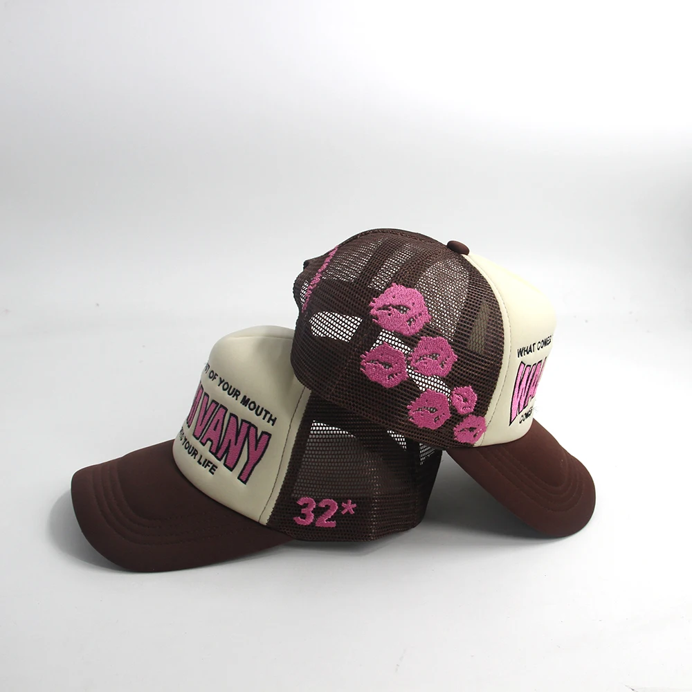 Manufacturer Customized Adult 5 Panel Contrast Color Trucker Cap Solid Color Mesh Two Tone Colors Trucker Caps Embroidery Logo