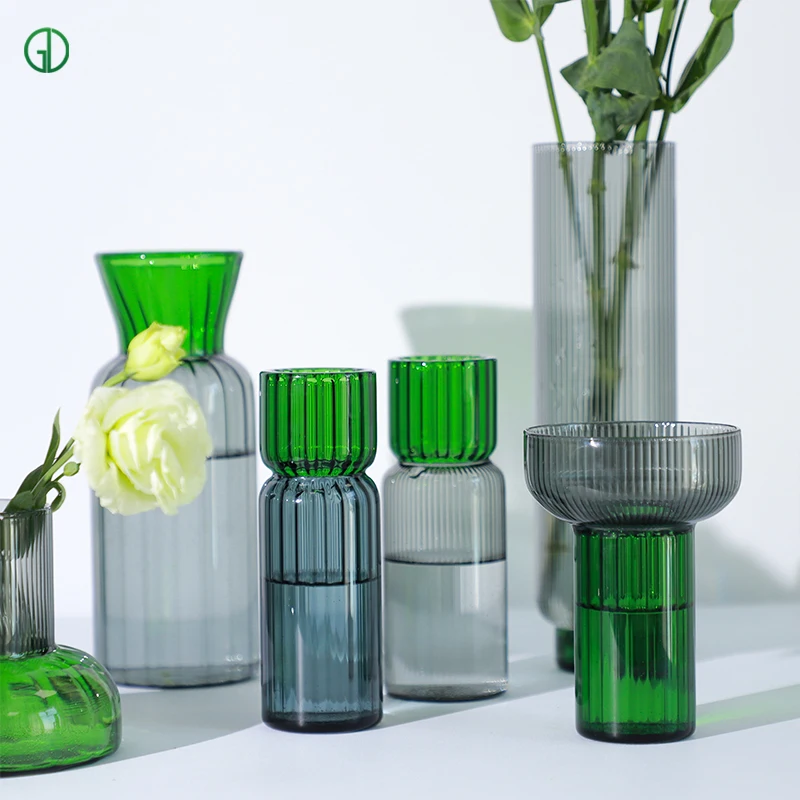 Custom New Nordic Home Style Borosilicate Glass Green Vertical Stripe Cylinder Glass Vase Glass Flower Vase for Home Decor