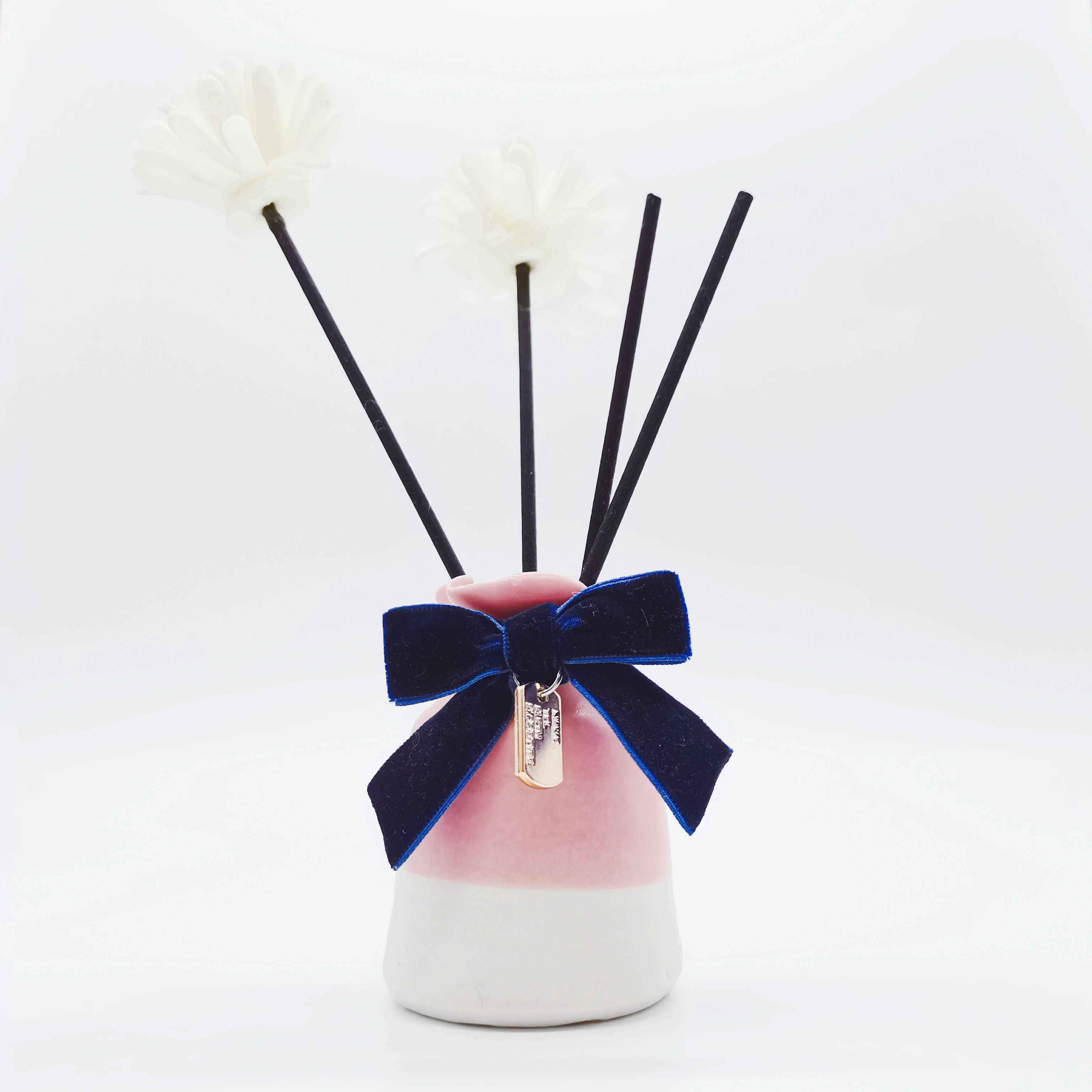 Best Price Factory Pre-tied Wholesale High-Quality Velvet Ribbon Bows for Gift Decoration Bottle Neck Tied