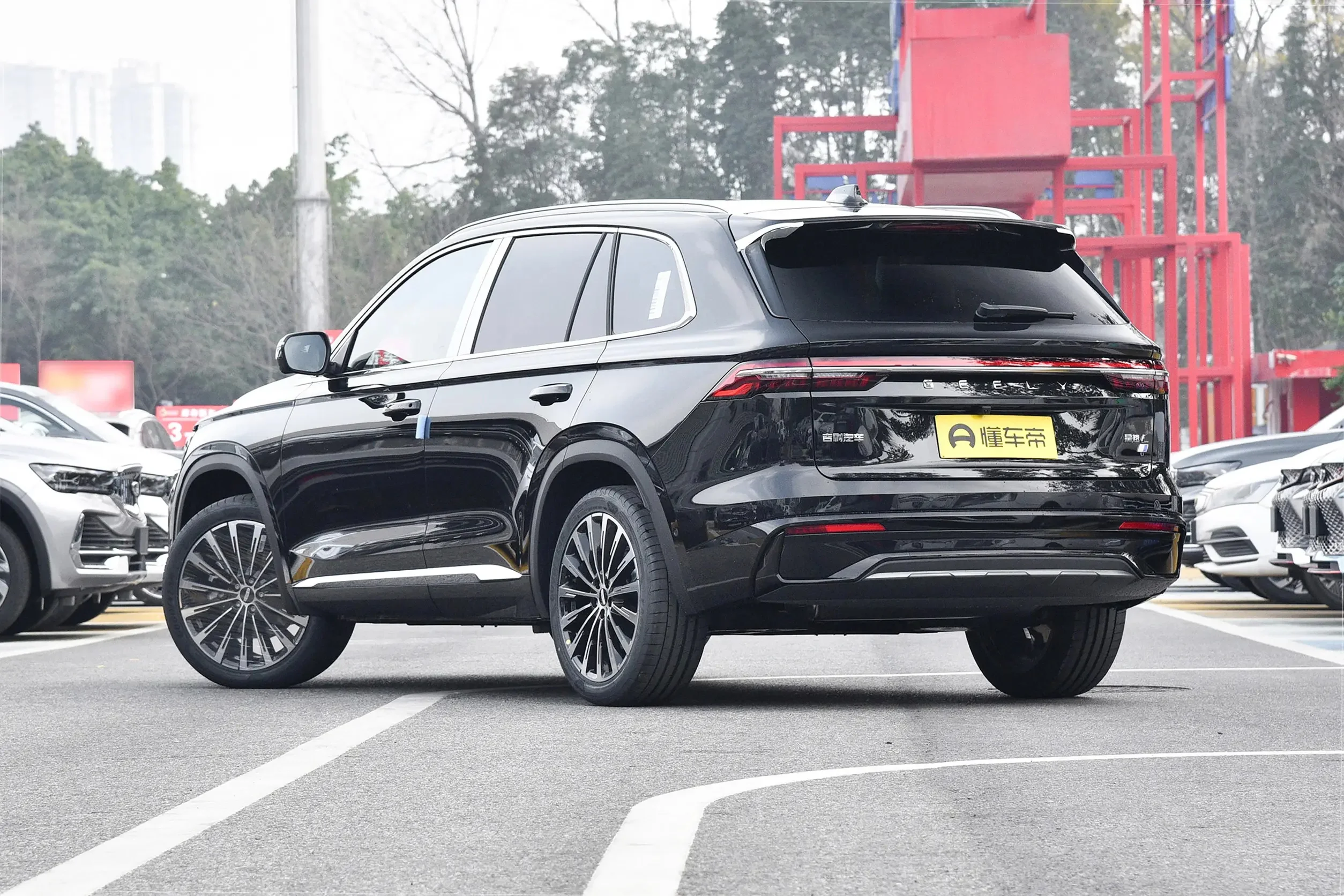 New Cars 2024 Geely Monjaro 1.5T 2x2 Compact SUV Smart Engine Hybrid Vehicles Xingyue L Luxury Family Hybrid Cars