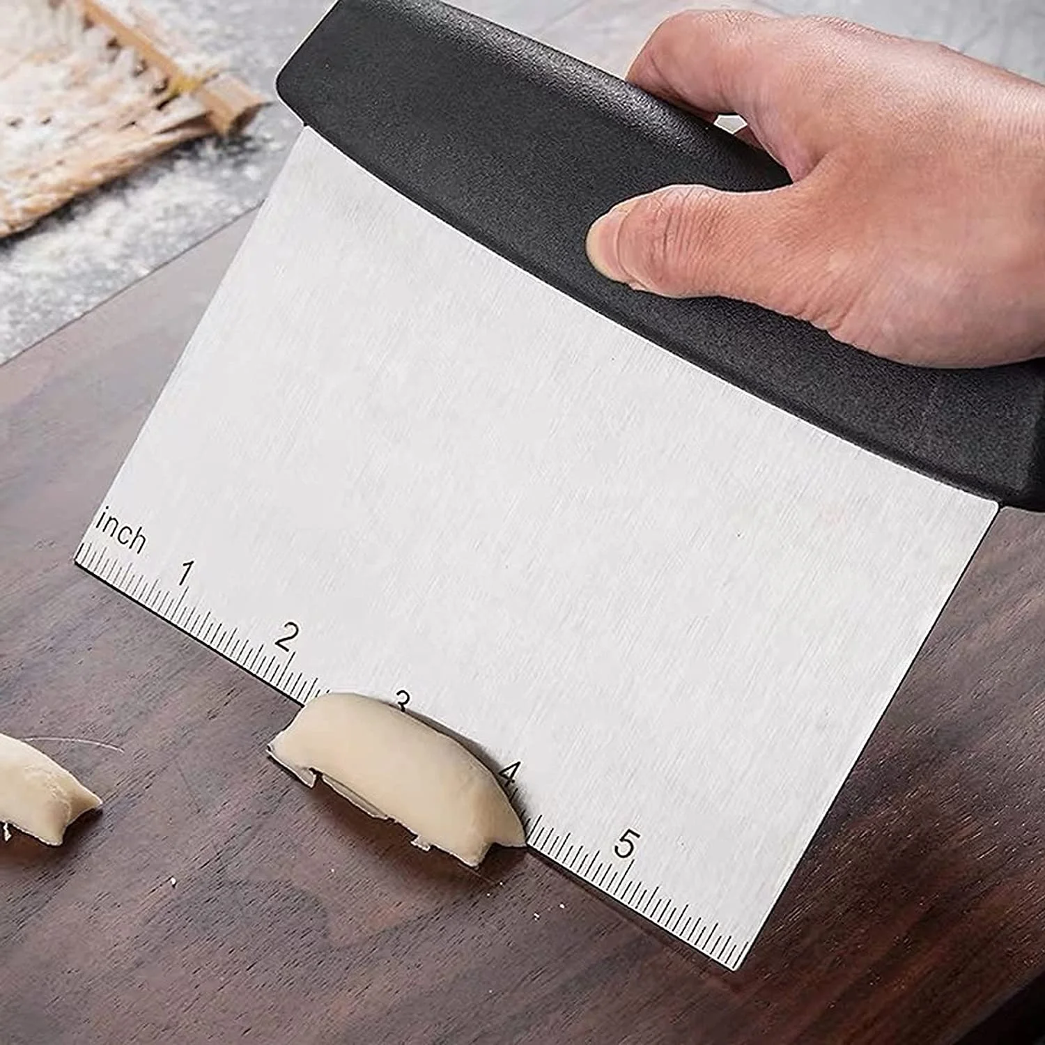 Multi-Purpose Stainless Steel Dough Pastry Scraper and Cutter for Baking