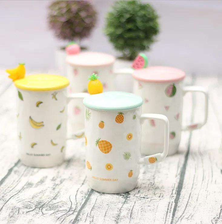 UCHOME Creative colorful fruit casual cup with lid with spoon cup strawberry banana ceramic mug