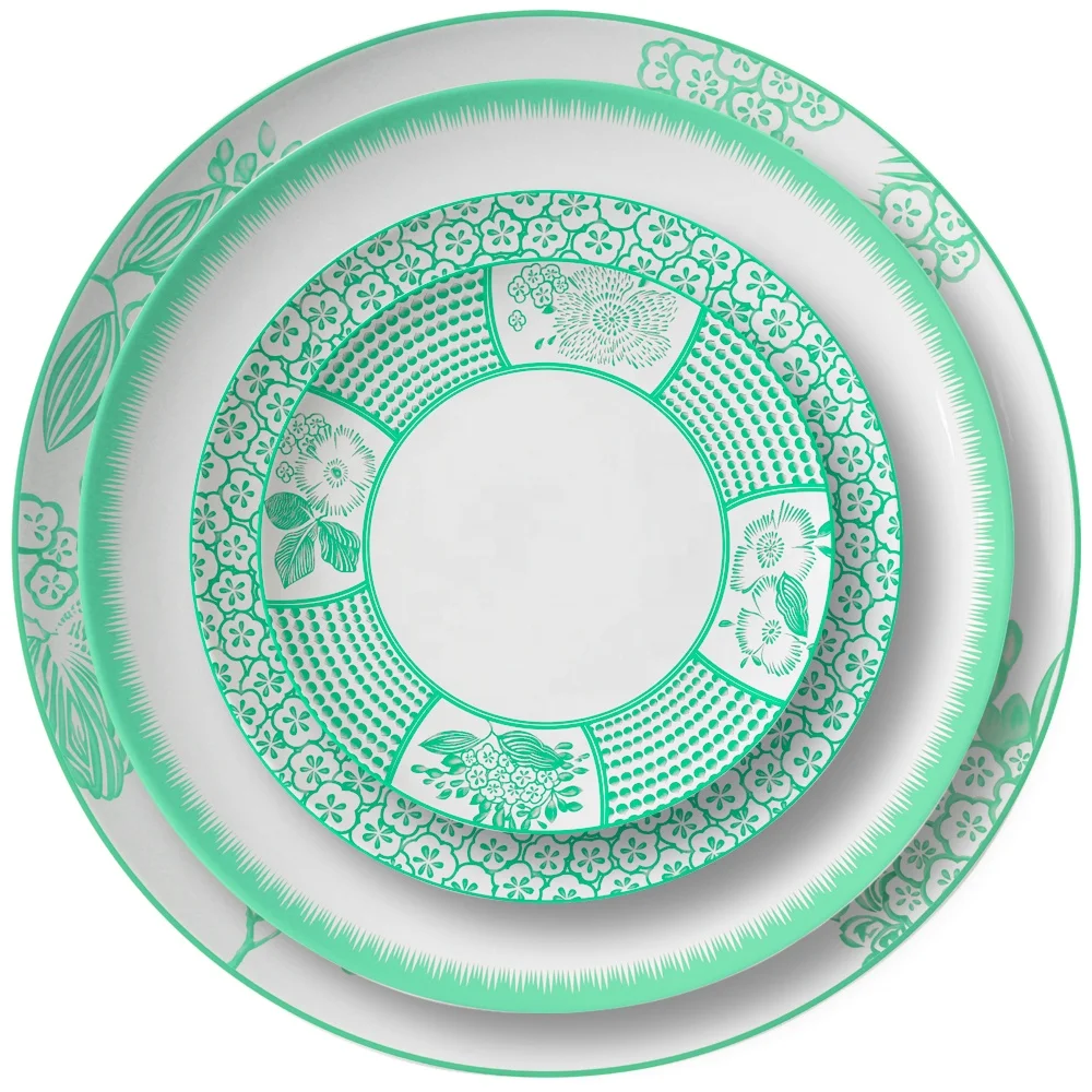 Wholesale 4pcs Fine Bone China Dubai Gold Dinnerware Plates Ceramic Wedding Dinner Dishes Set