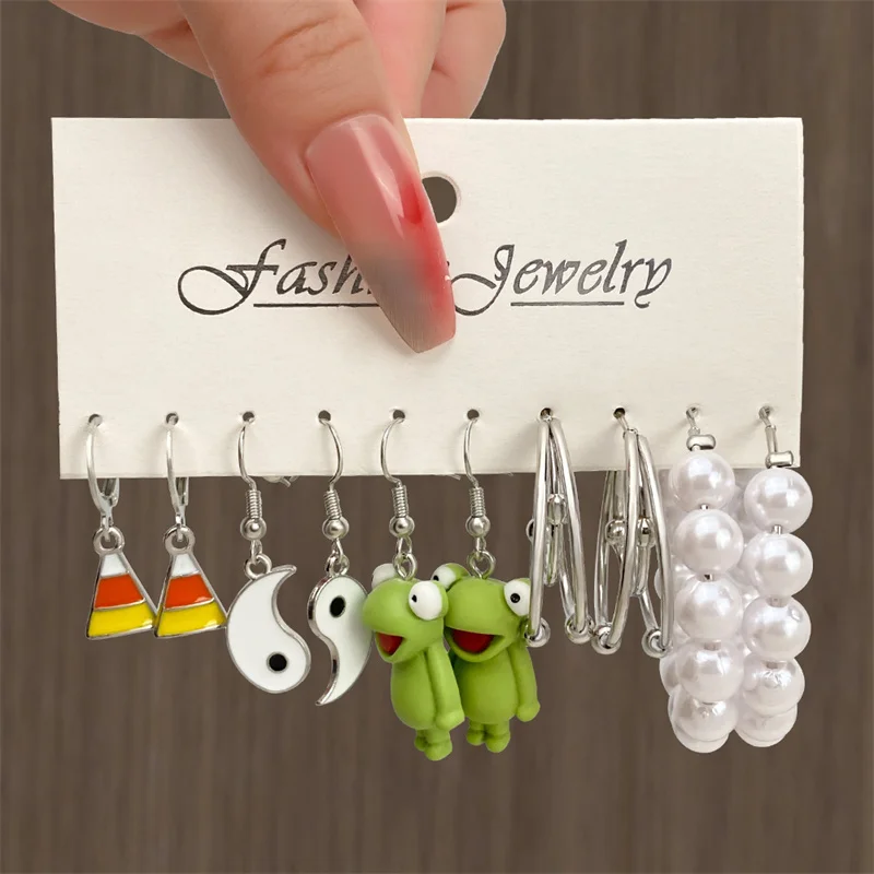 Cartoon Frog Duck Earrings Set Animal Butterfly Heart Dangle Earrings for Women Geometric Bear Cloud Earring Trendy Jewelry