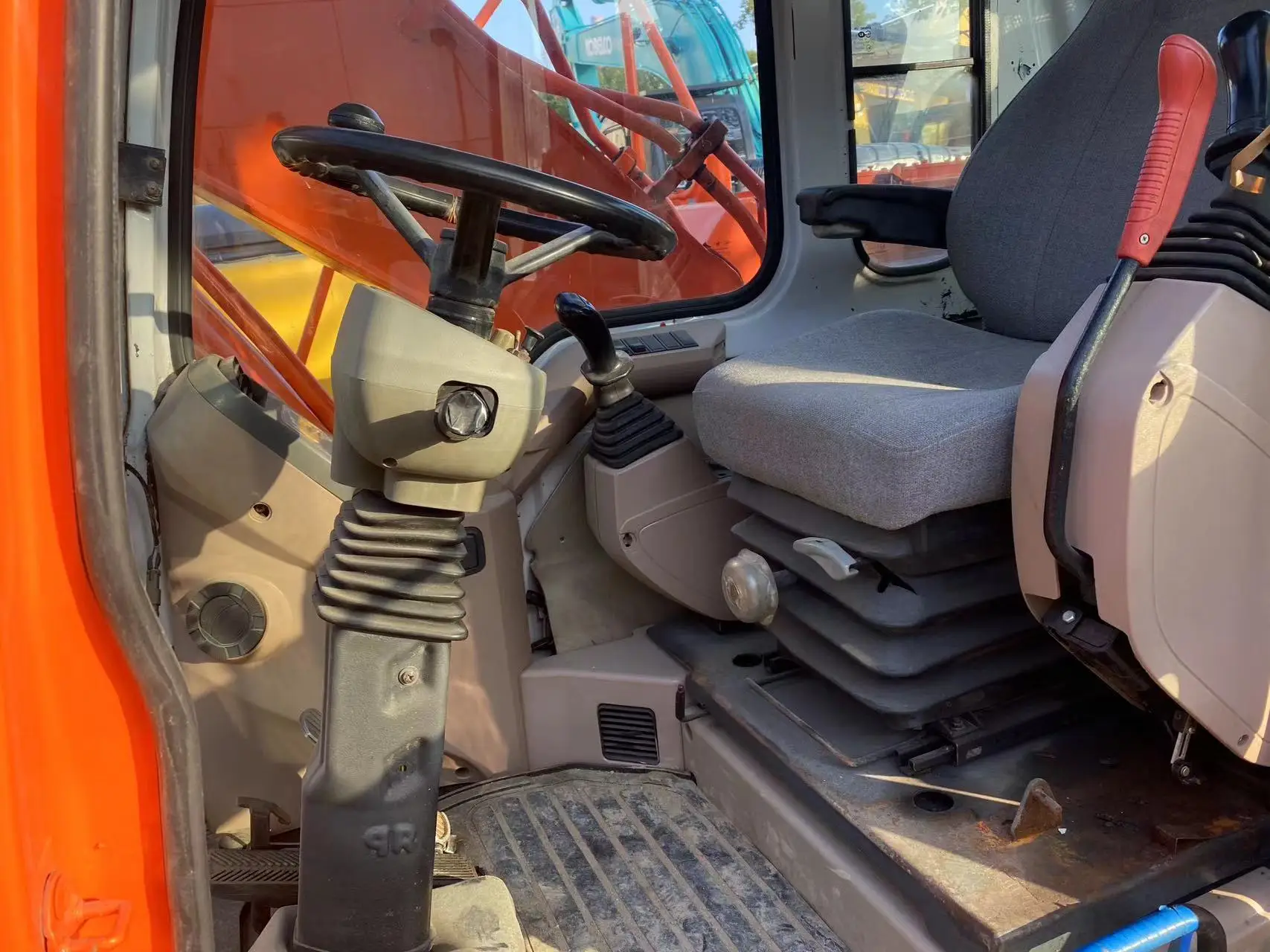 95% New Used Wheeled Excavator Doosan DX150-9c From Korea for Sale Machine Wheeled Doosan150-9c in Good Condition