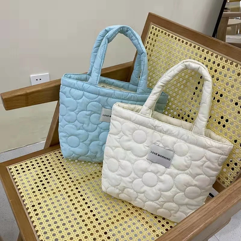 New Design Soft Hot SellingWearable eiderdown bag High Quality Heat Resistant Luxury  puffer tote bag