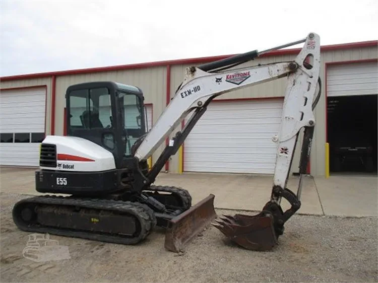 Original Used  Excavator bobcat E85 Great performance from UK second hand small digger 80 85 E80  for sale